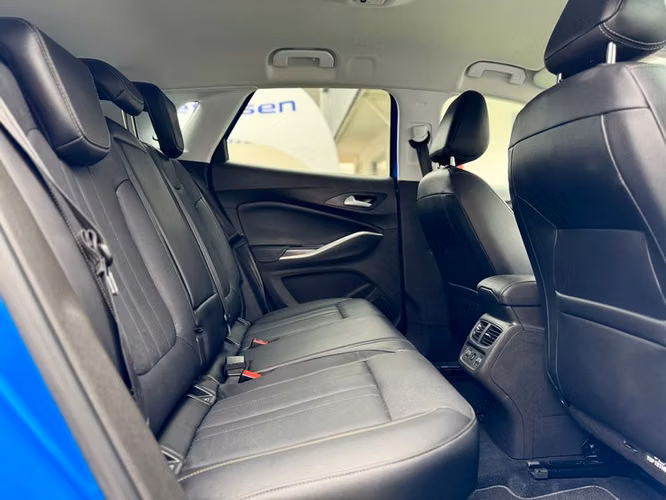 OPEL GRANDLAND X GRANDLAND ULTIMATE 1.2T AT8 - 2024 | 2785