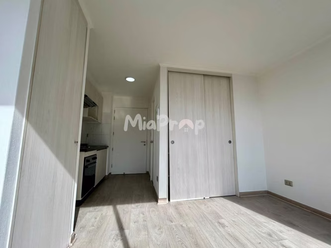 SE ARRIENDA DEPTO STUDIO CON BODEGA A PASOS DE (M) EL PARRON - Imagen 13