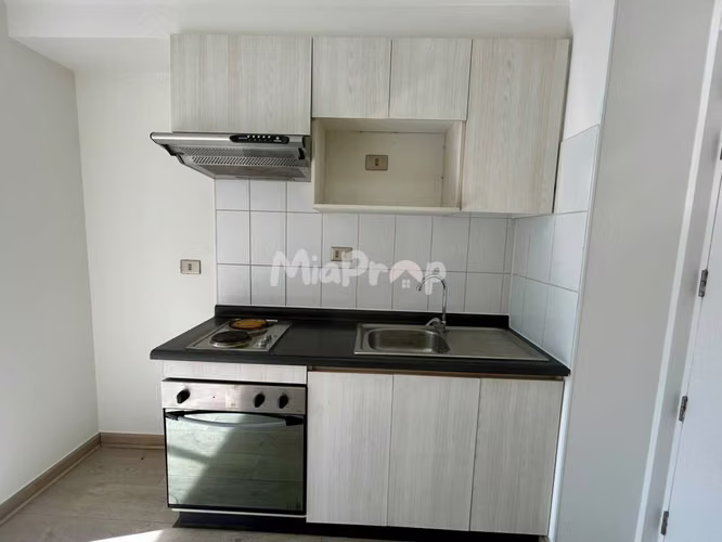 SE ARRIENDA DEPTO STUDIO CON BODEGA A PASOS DE (M) EL PARRON - Imagen 5