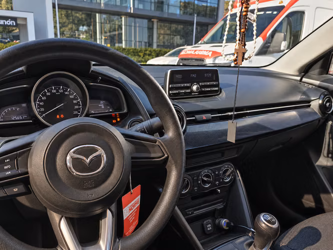 MAZDA 2 SPORT 1.5L V 6MT - 2020 | 4600 - Imagen 13