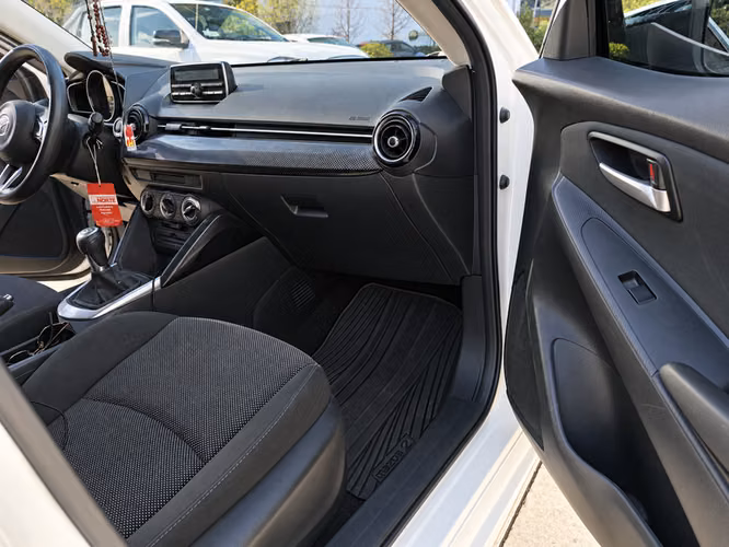 MAZDA 2 SPORT 1.5L V 6MT - 2020 | 4600 - Imagen 14
