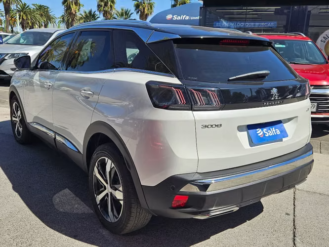 Peugeot 3008 1.6 GT PURETECH 4X2 180 EAT8 5P 2022 - Imagen 7