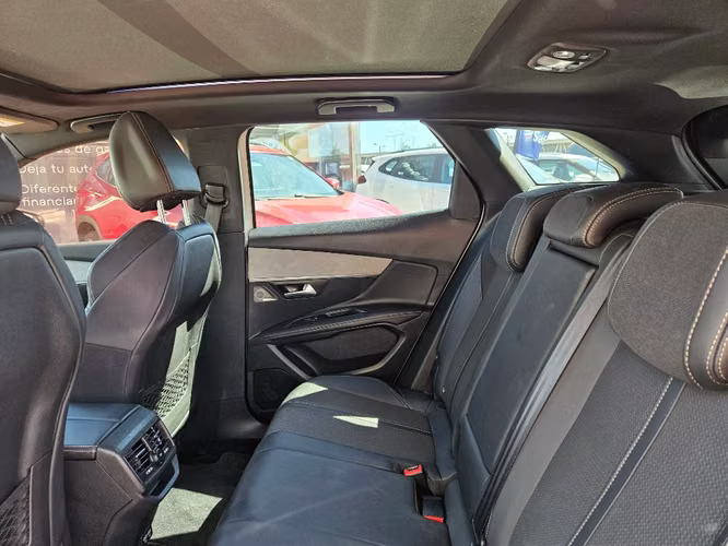 Peugeot 3008 1.6 GT PURETECH 4X2 180 EAT8 5P 2022 - Imagen 14