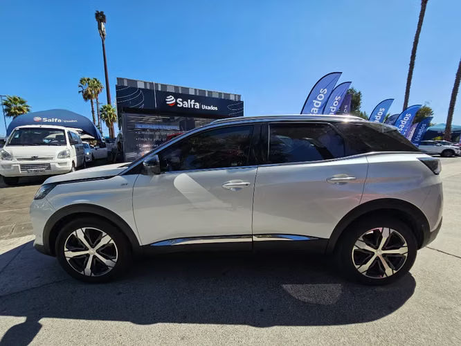 Peugeot 3008 1.6 GT PURETECH 4X2 180 EAT8 5P 2022 - Imagen 8