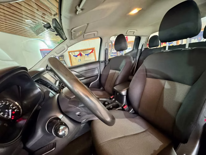 MITSUBISHI L200 KATANA CRT 4x4 - Imagen 11
