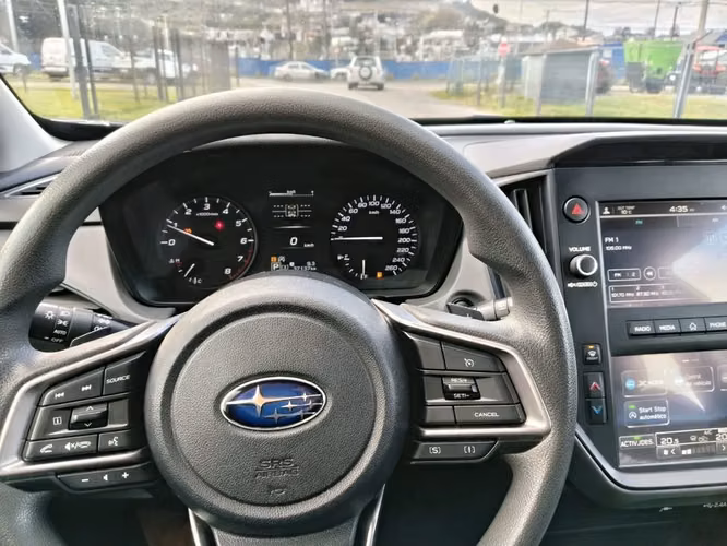 SUBARU CROSSTREK 2025
