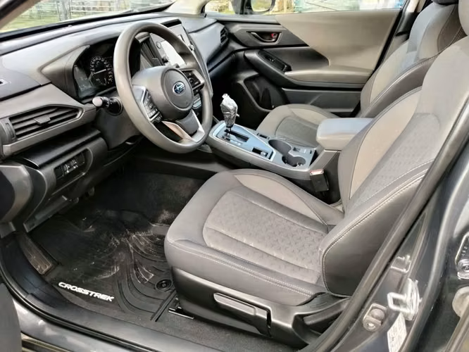 SUBARU CROSSTREK 2025