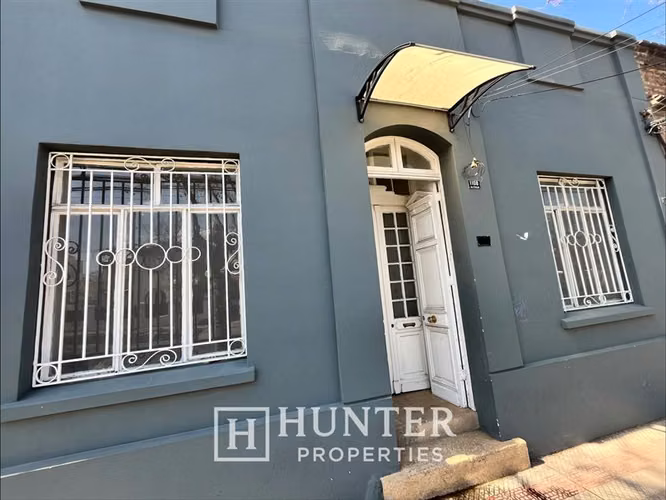 Casa Local Comercial en arriendo Barrio Italia - Providencia