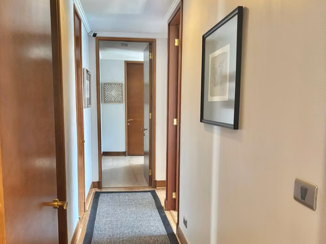 Departamento remodelado 3D/3B con doble terraza y palier privado - La Dehesa - Imagen 10