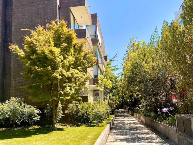 Departamento remodelado 3D/3B con doble terraza y palier privado - La Dehesa - Imagen 23