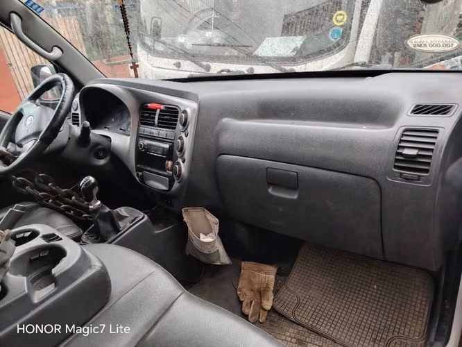 Camioneta en buen estado papeles al día sin multas ni prendas