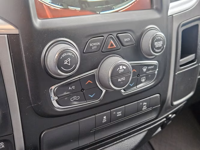 Ram 1500 3.6 Crew Cab Slt At 4x4 2023 - Imagen 20