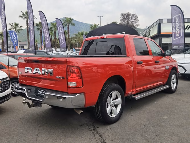Ram 1500 3.6 Crew Cab Slt At 4x4 2023 - Imagen 4