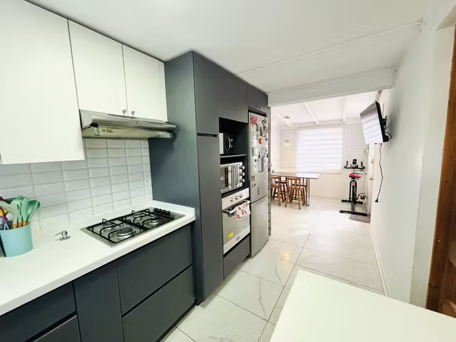 Se Vende Casa en Pasaje Cerrado, Fundadores, Curauma, Placilla. - Imagen 9
