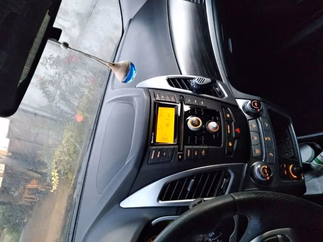 Venta de Auto - Imagen 2