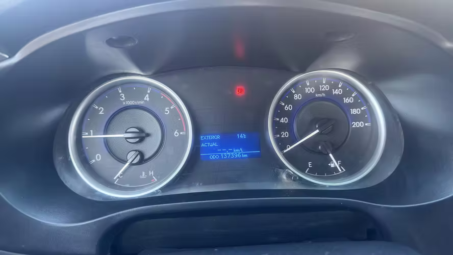 Hilux 2020 4x4 Diesel Mecanico - Imagen 6