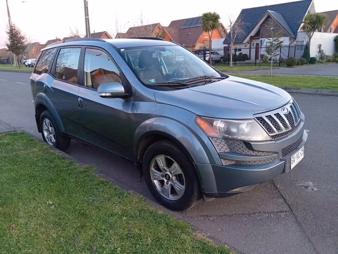 Mahindra XUV 500 año 2015 - Imagen 2
