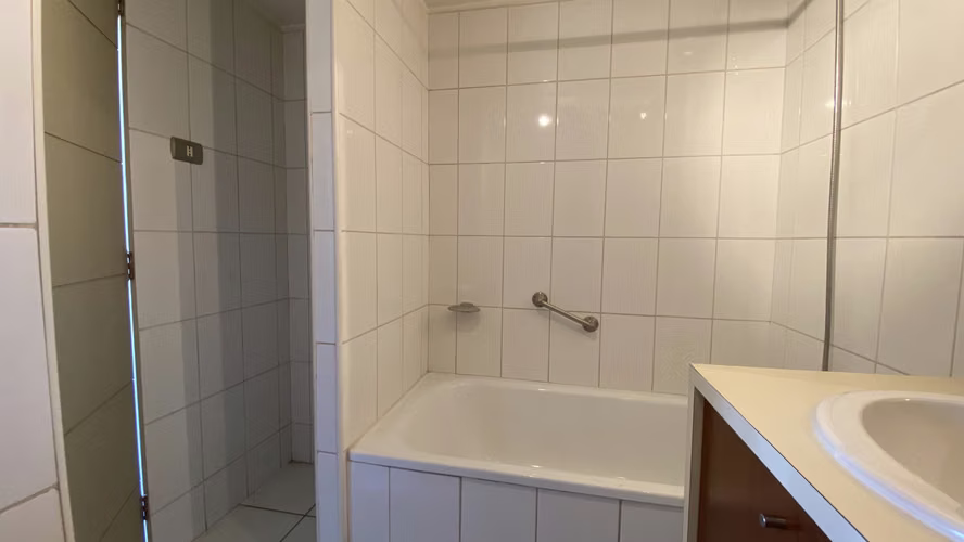 Venta Departamento 1D1B con Estacionamiento y Bodega | Metro Santa Isabel - Imagen 9