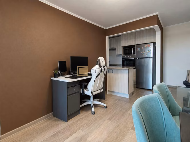 Departamento en arriendo c/ estacionamiento en Barrio Norte