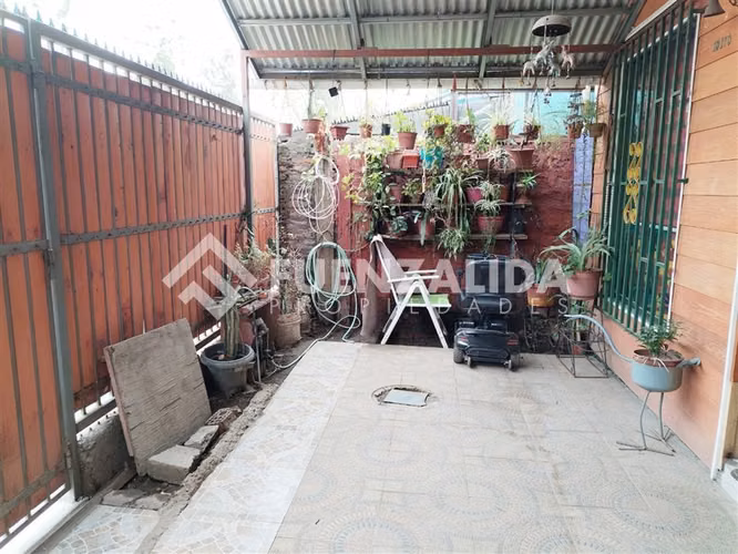Casa en venta de 3 dorm. en San Ramón - Imagen 2