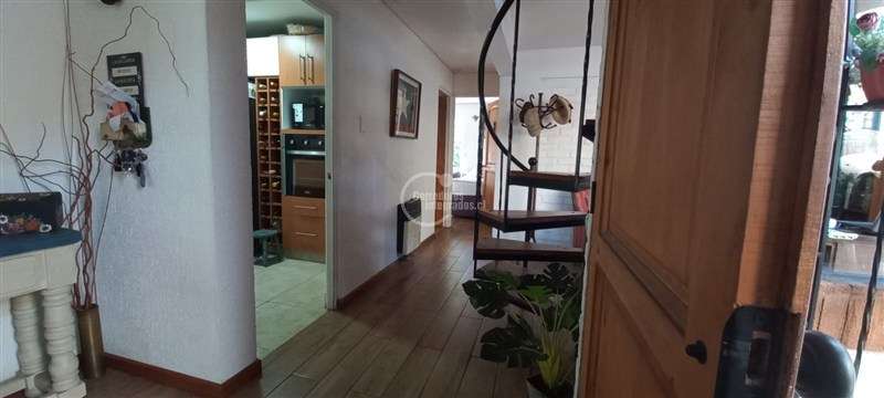 Lo Matta-La Llaveria 150m2/300m2, family room en masarda