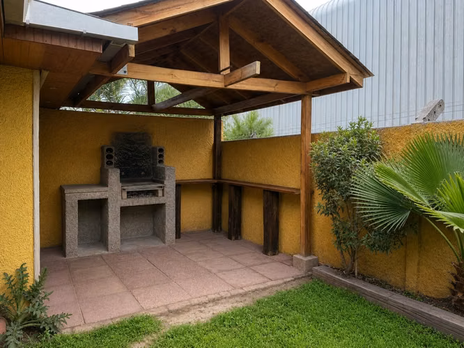 VENDE CASA LOMAS MIRASUR 3 DORM, 2 BAÑOS SAN BERNARDO - Imagen 4
