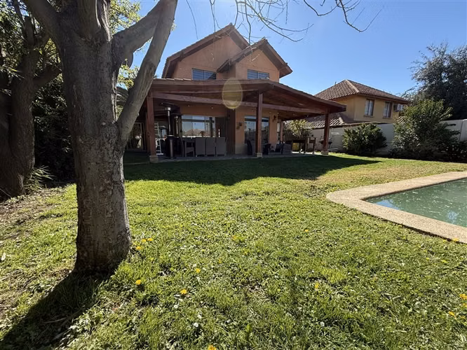 Venta casa con acceso a Laguna Ayres de Chicureo 4D y 3B - Imagen 24