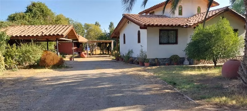 HERMOSA PARCELA , CASA COLONIAL 4D 3B LAMPA