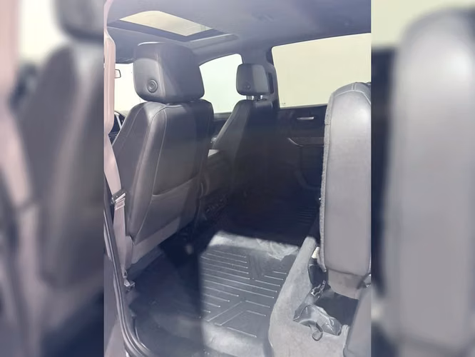 CHEVROLET SILVERADO 2021 - Imagen 5