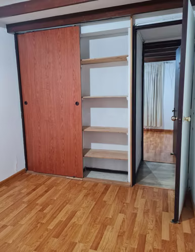 Cómoda y amplia casa en sector Saucache - Imagen 7