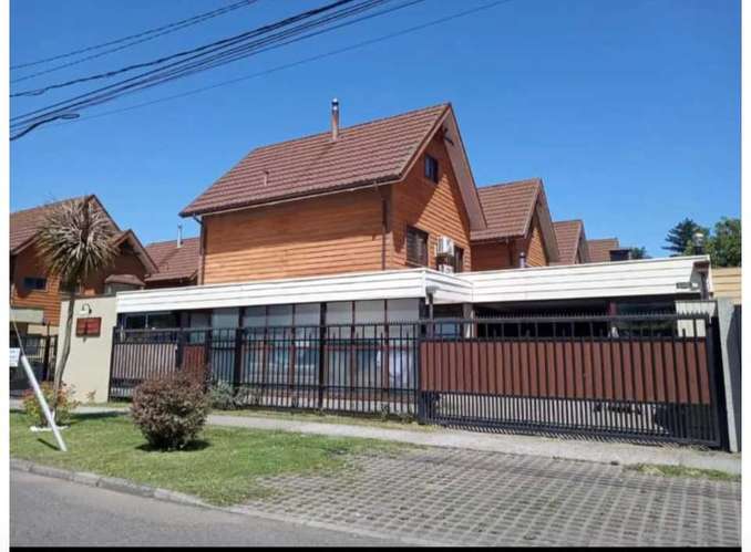 VENTA CASA EN CONDOMINIO LOMAS DE SAN SEBASTIAN (182092)