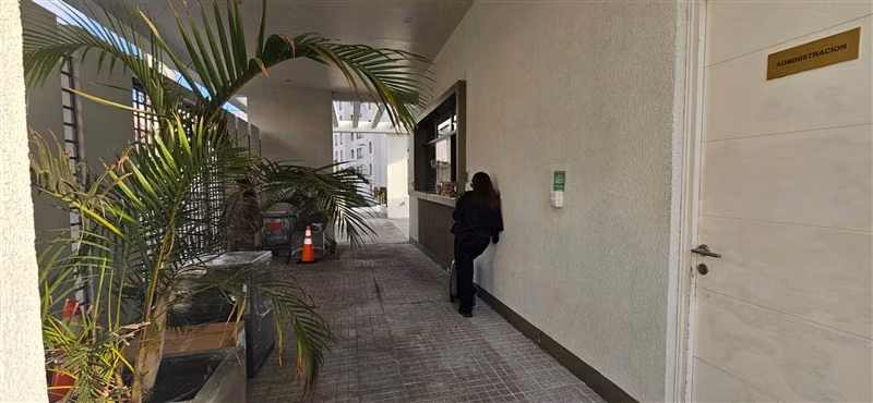 Arriendo dpto.3 dorm. Cond. Altos de Huayquique, sector sur - Imagen 2