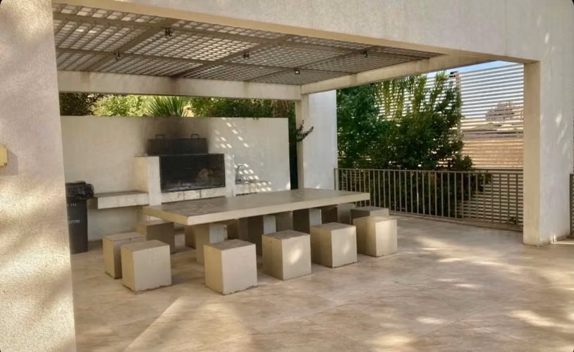 Amplio Departamento en Venta  3 Dormitorios 3 baños Lo Barn. - Imagen 12