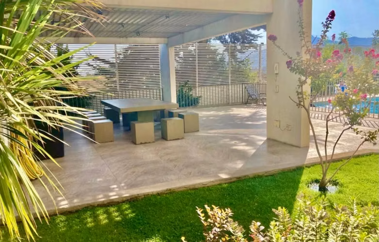 Amplio Departamento en Venta  3 Dormitorios 3 baños Lo Barn. - Imagen 17