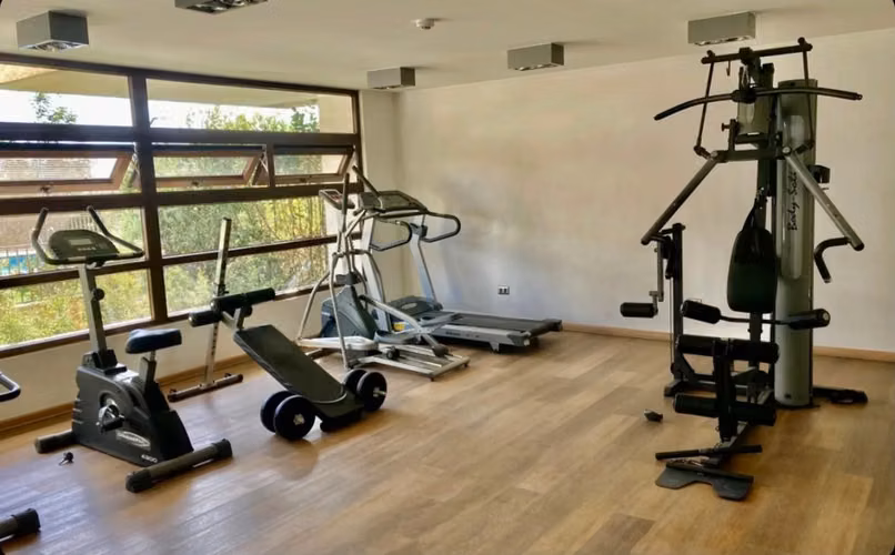 Amplio Departamento en Venta  3 Dormitorios 3 baños Lo Barn. - Imagen 13