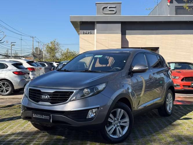 KIA SPORTAGE LX 2.0 MT 2013