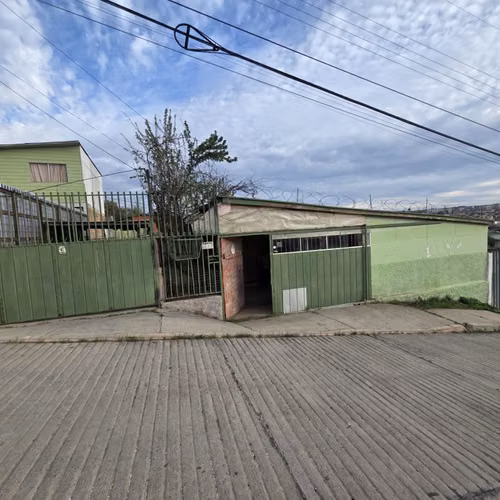 Se Vende Terreno con Casa Villa Alemana
