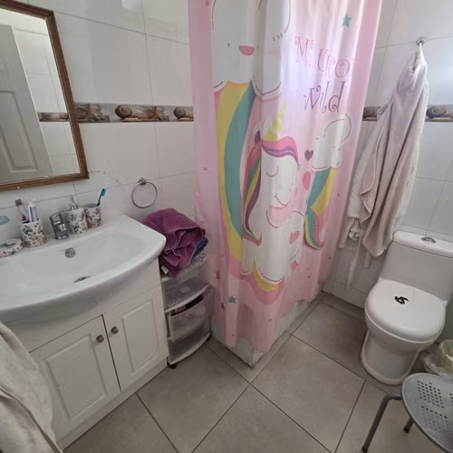 Hermosa Casa Condominio Belloto Centro - Imagen 9