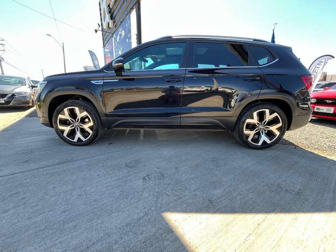 VOLKSWAGEN TAOS HIGHLINE 1.4 2025