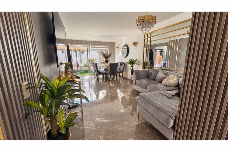 Casa arriendo 5 dormitorios familias