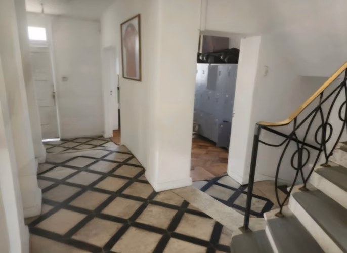 Local 476M²