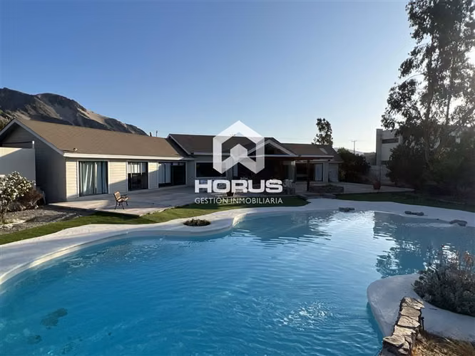 Hermosa casa en sector Chamonate — Copiapó - Imagen 4