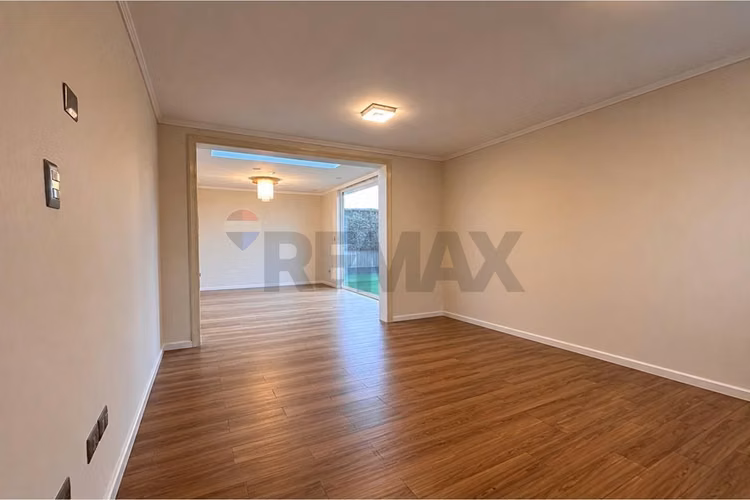 Ahora con 125,85 m2! casa esquina 3d + 3b - Imagen 5