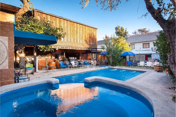 Vende casa la reina
