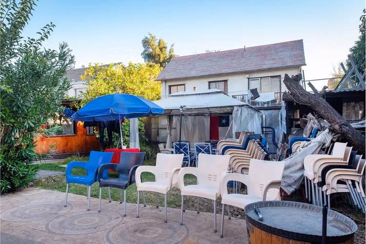 Vende casa la reina