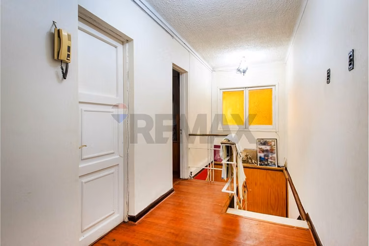 Vende casa la reina