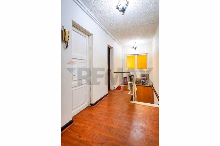 Vende casa la reina