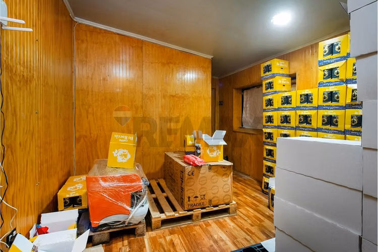 Vende casa la reina