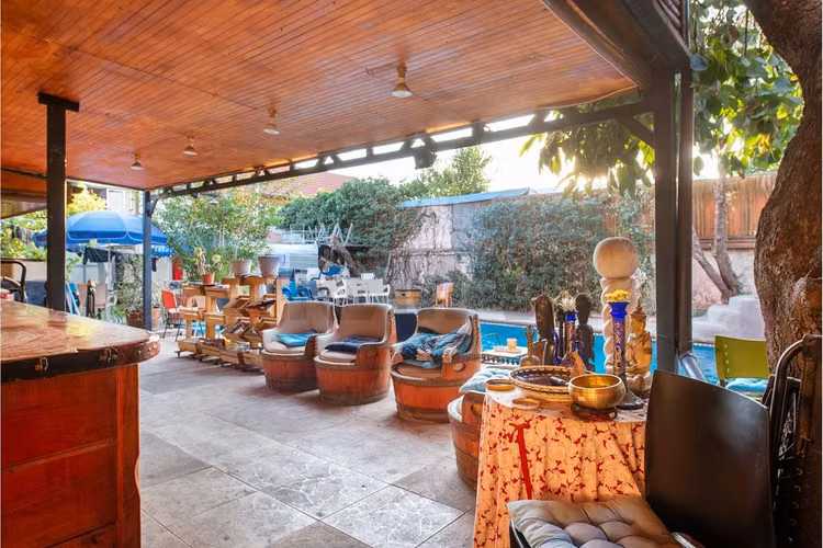 Vende casa la reina