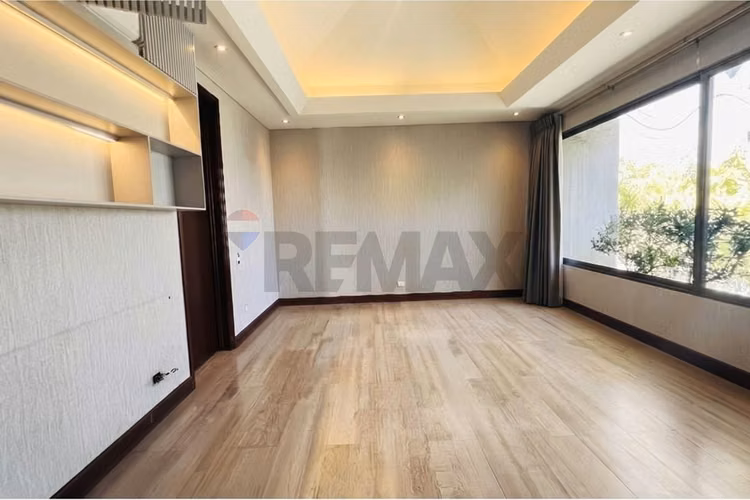 Casa de lujo , remodelada, con vistas al manquehue